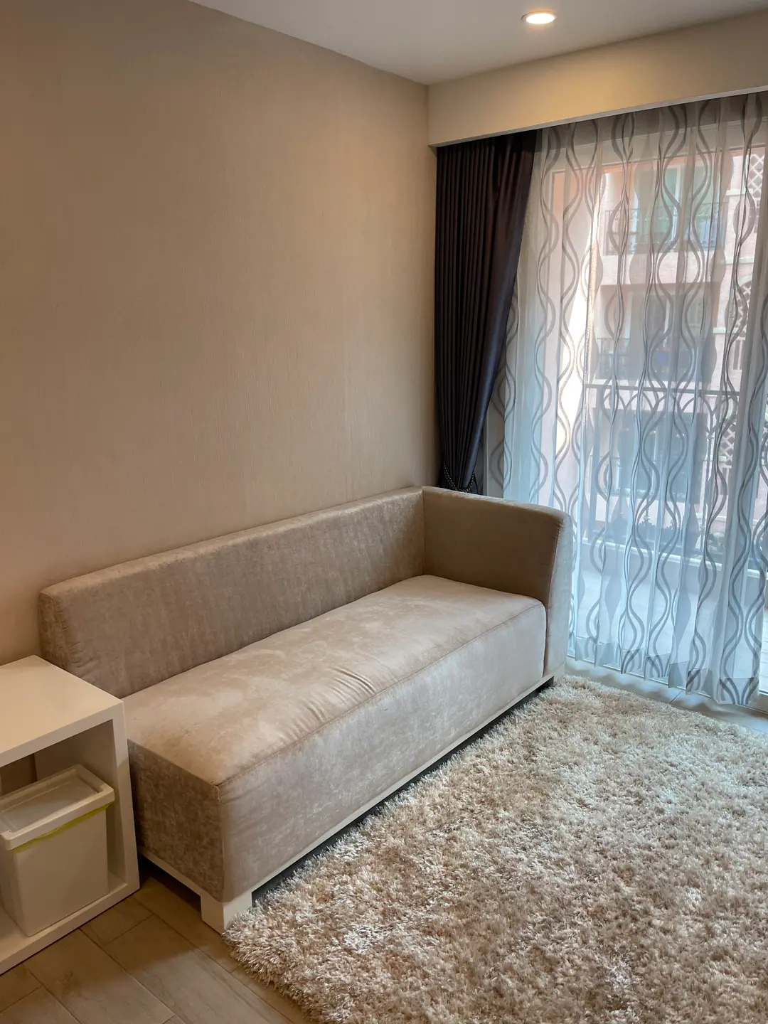Seven Seas — One Bedroom с видом на бассейн — фото 2