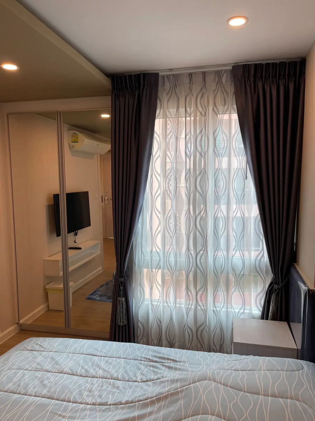 Seven Seas — One Bedroom с видом на бассейн — фото 9